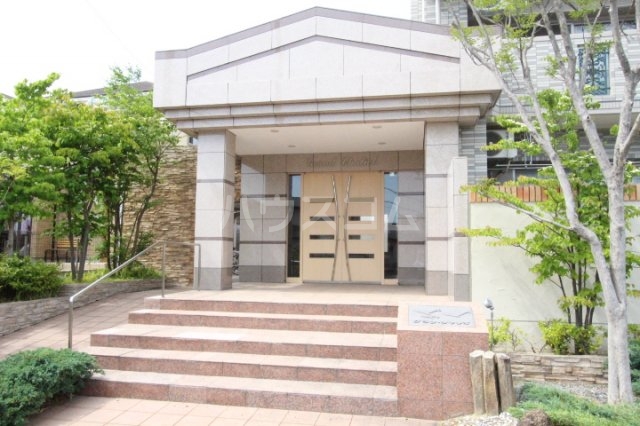 3/10 エントランス