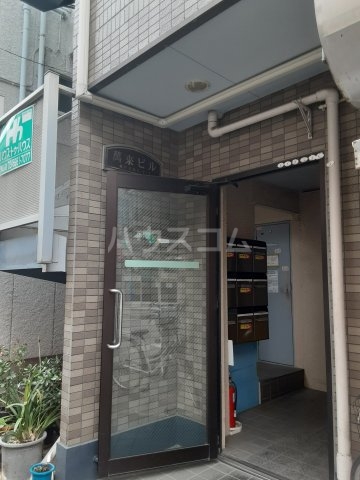 17/19 エントランス