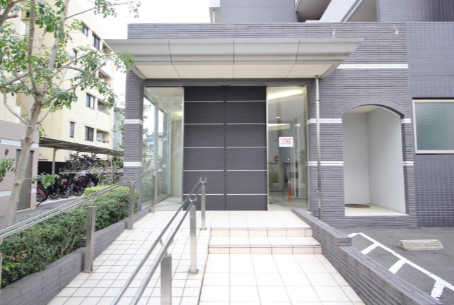 2/10 エントランス