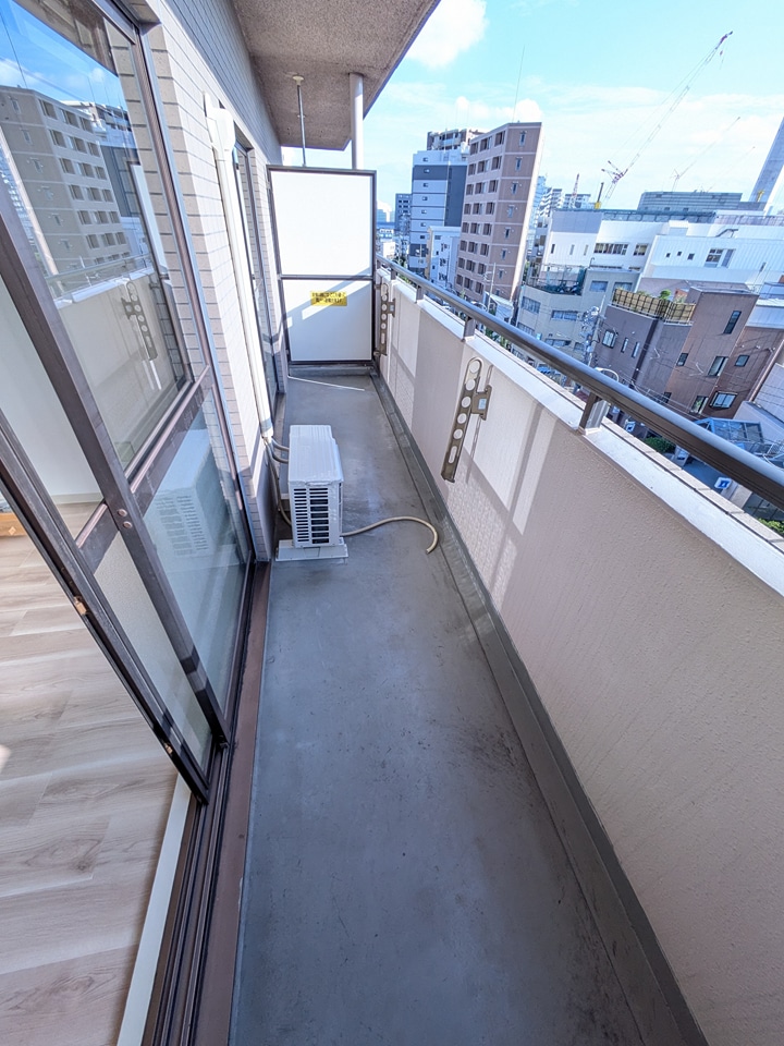 20/30 バルコニー