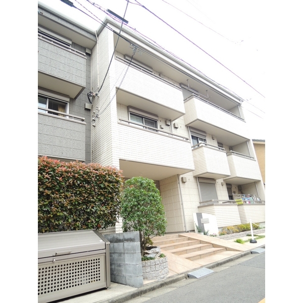 14/19 エントランス