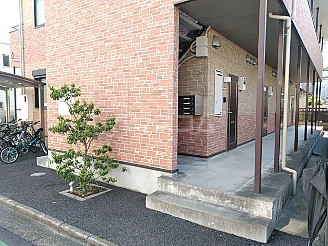 29/30 エントランス