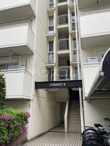 29/30 エントランス