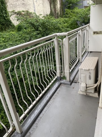 23/30 バルコニー