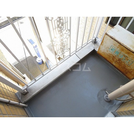 22/30 バルコニー