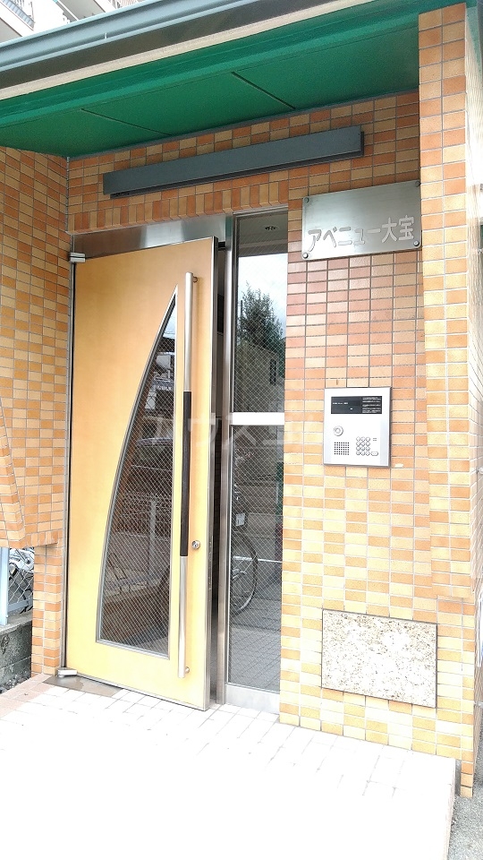 16/25 エントランス