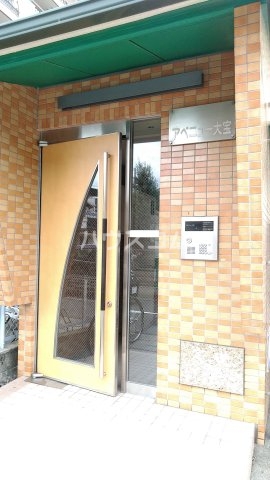 26/30 エントランス