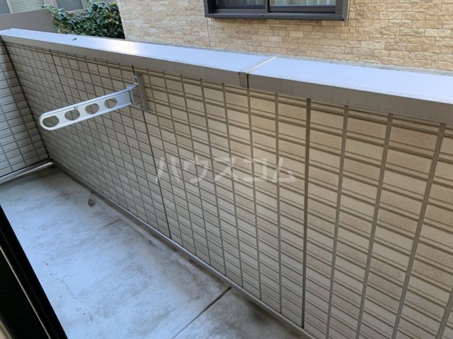 17/27 バルコニー