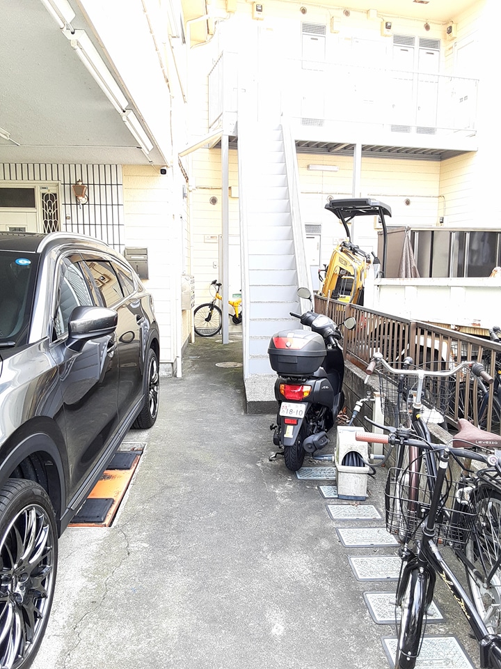 20/22 エントランス