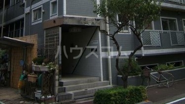 17/24 エントランス