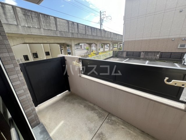 13/20 バルコニー