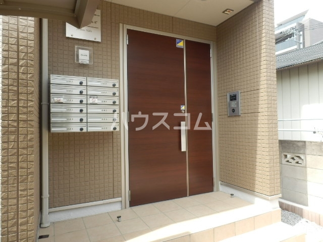 14/17 エントランス