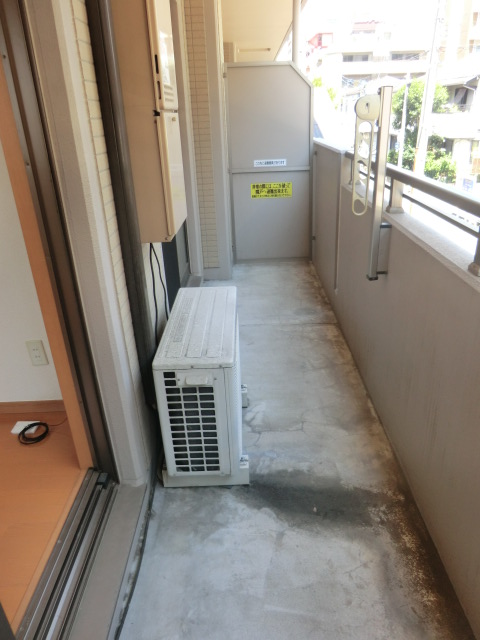 15/27 バルコニー