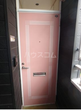 16/20 エントランス