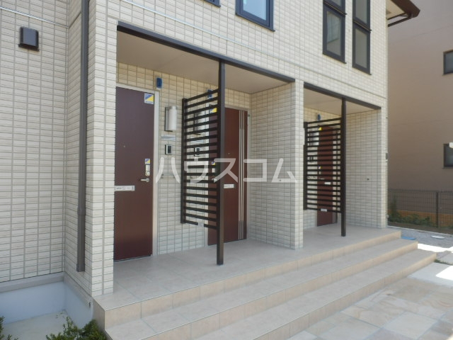 20/28 エントランス