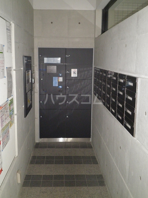 19/29 エントランス