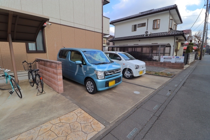 26/30 駐車場