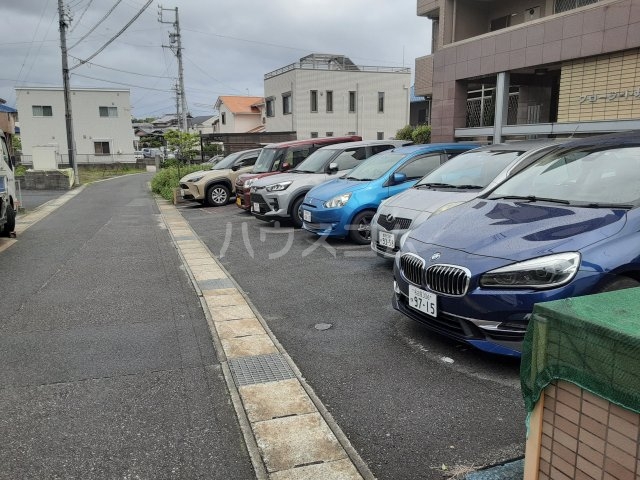 2/8 駐車場