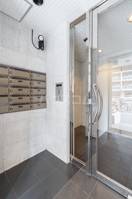 9/10 エントランス