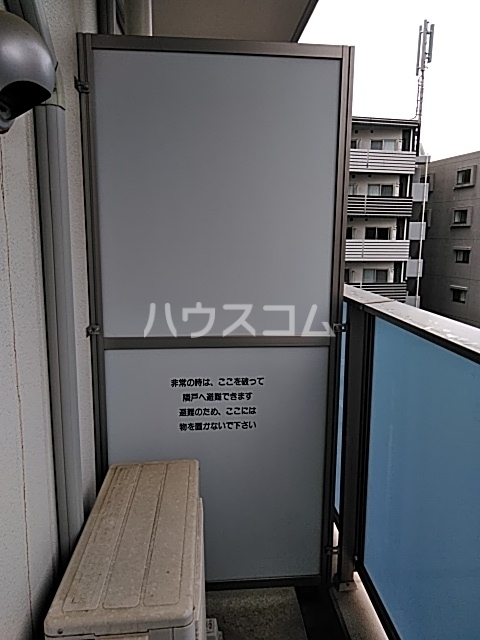 16/23 バルコニー