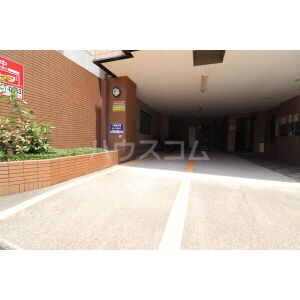 25/30 駐車場