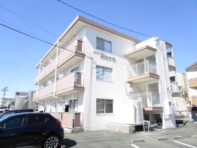 25/30 駐車場