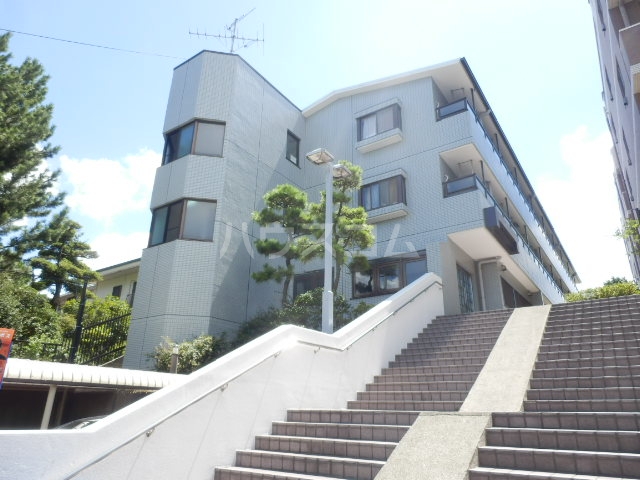 16/26 エントランス