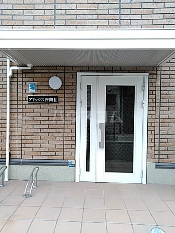 28/30 エントランス