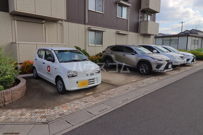 15/19 駐車場