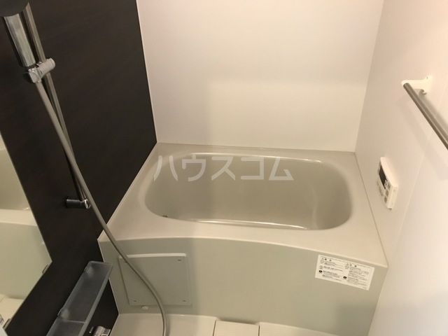 14/30 浴室