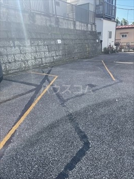 22/30 駐車場