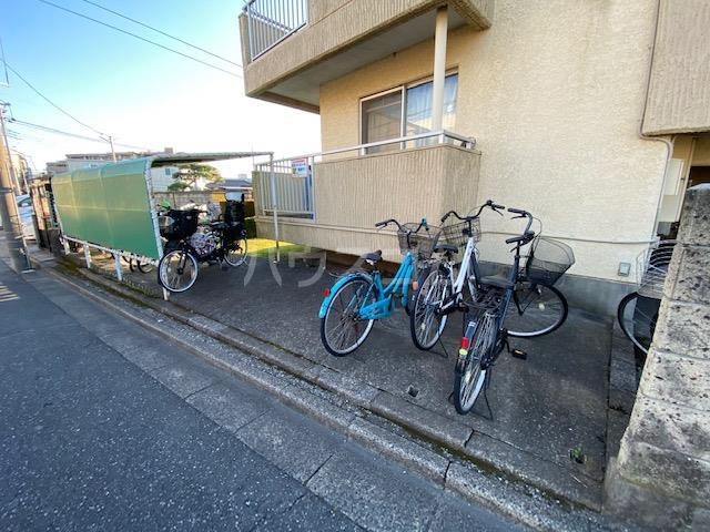 14/20 エントランス