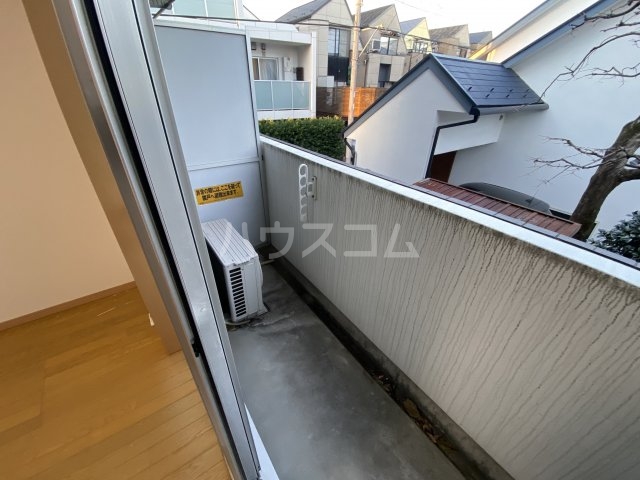 16/27 バルコニー