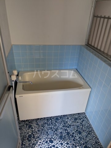 さつき町借家の風呂