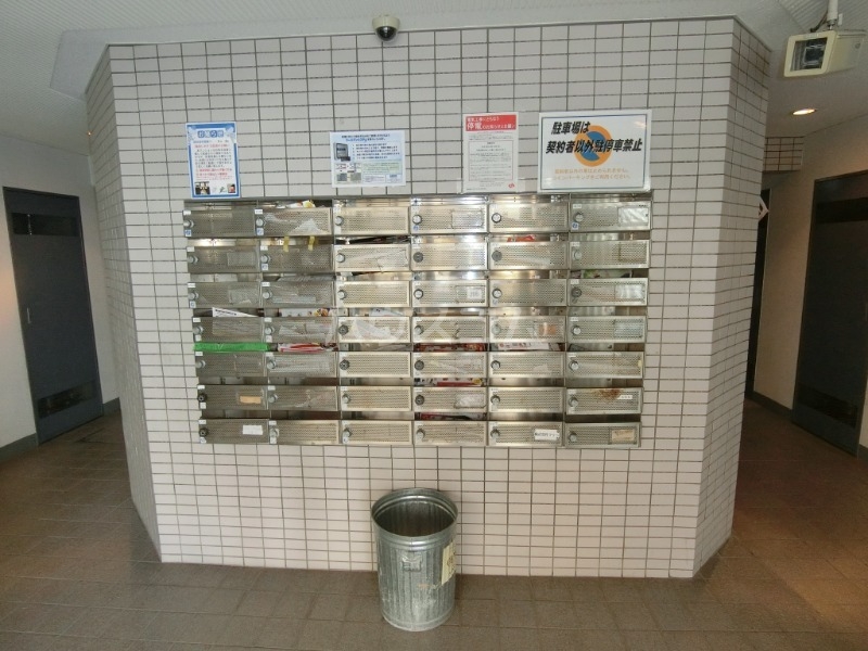 16/22 エントランス