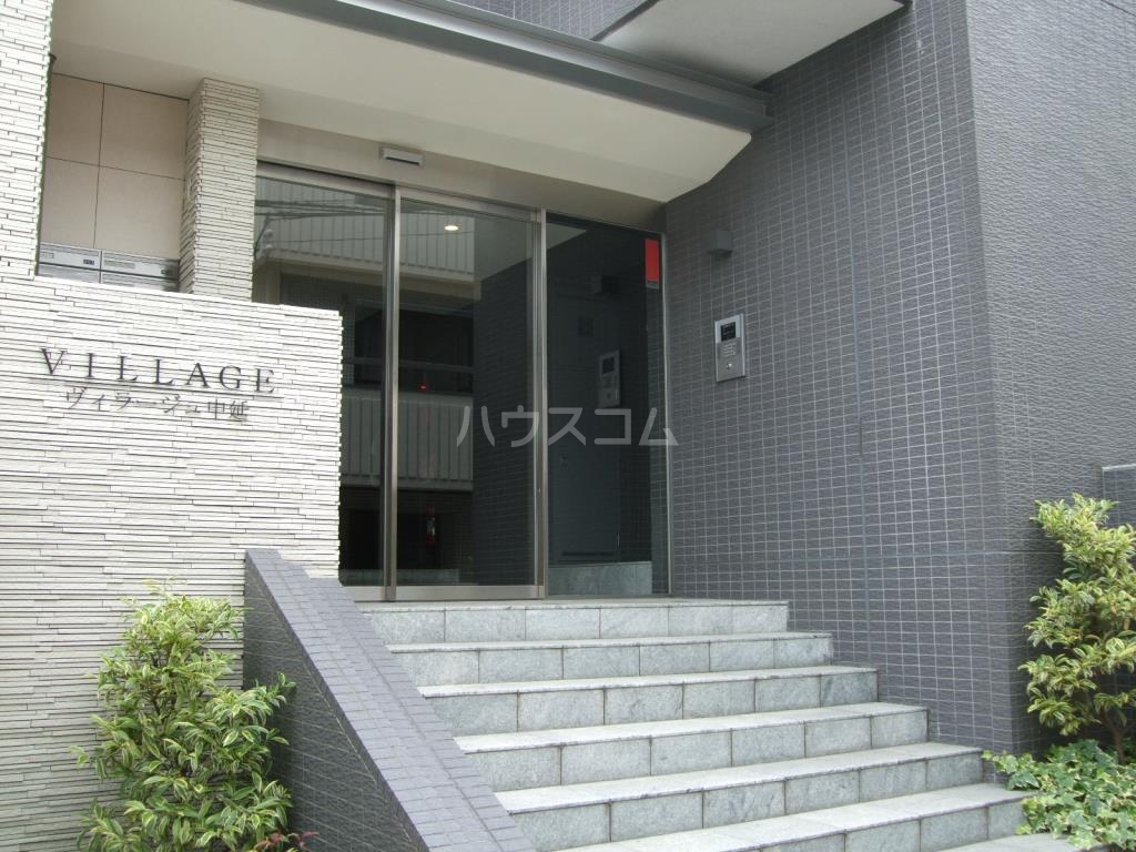 15/19 エントランス