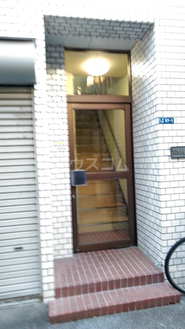 2/10 エントランス