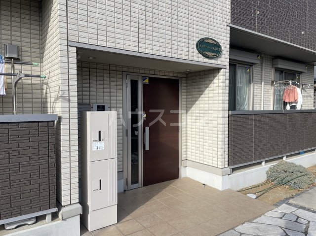 22/29 エントランス