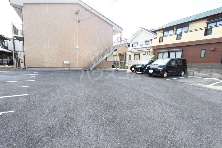 3/7 駐車場