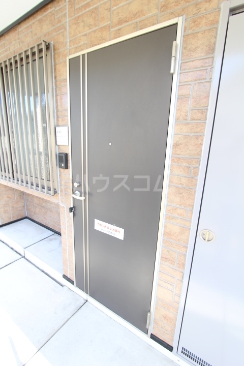 25/30 エントランス