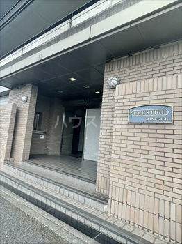 29/30 エントランス