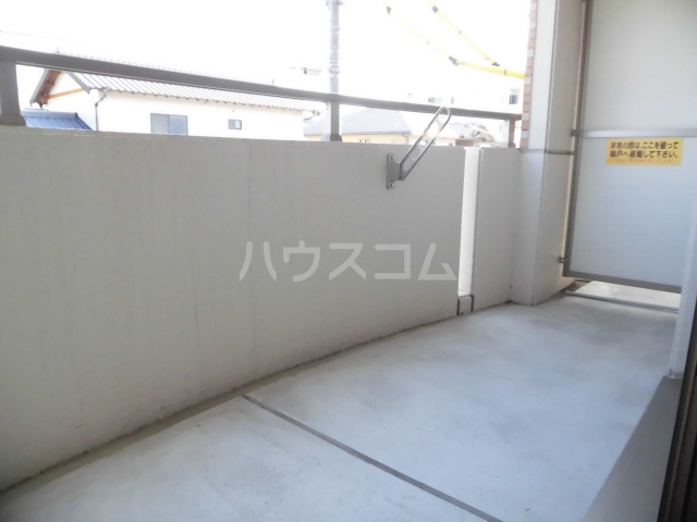 18/26 バルコニー