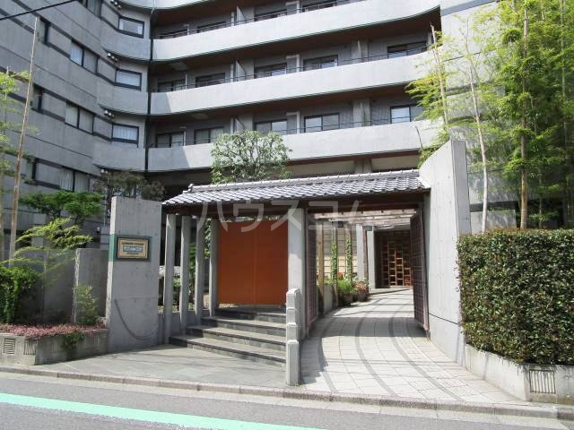 2/5 エントランス