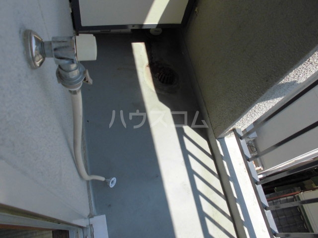 17/23 バルコニー