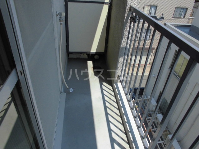 18/23 バルコニー