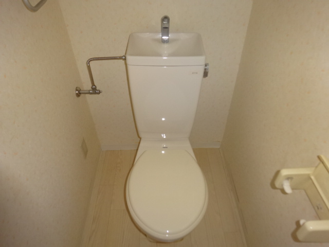 13/30 トイレ