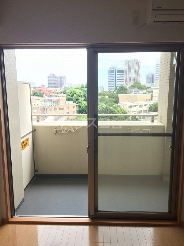 14/28 バルコニー