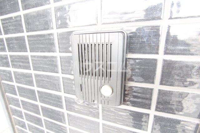 21/30 エントランス