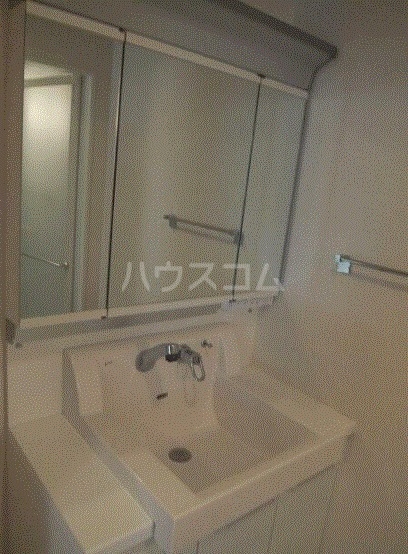 13/30 洗面