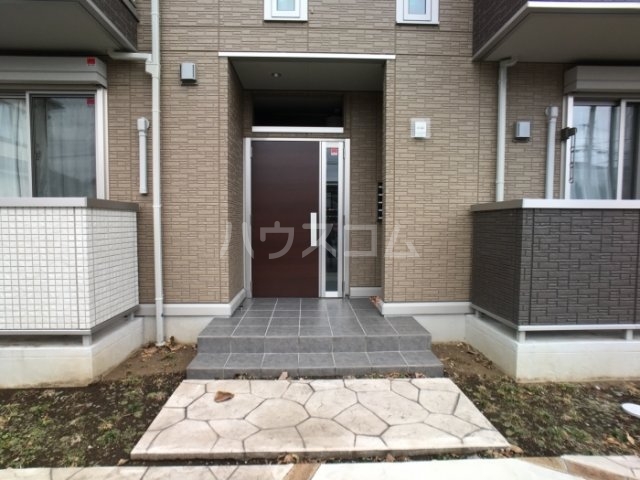 17/23 エントランス